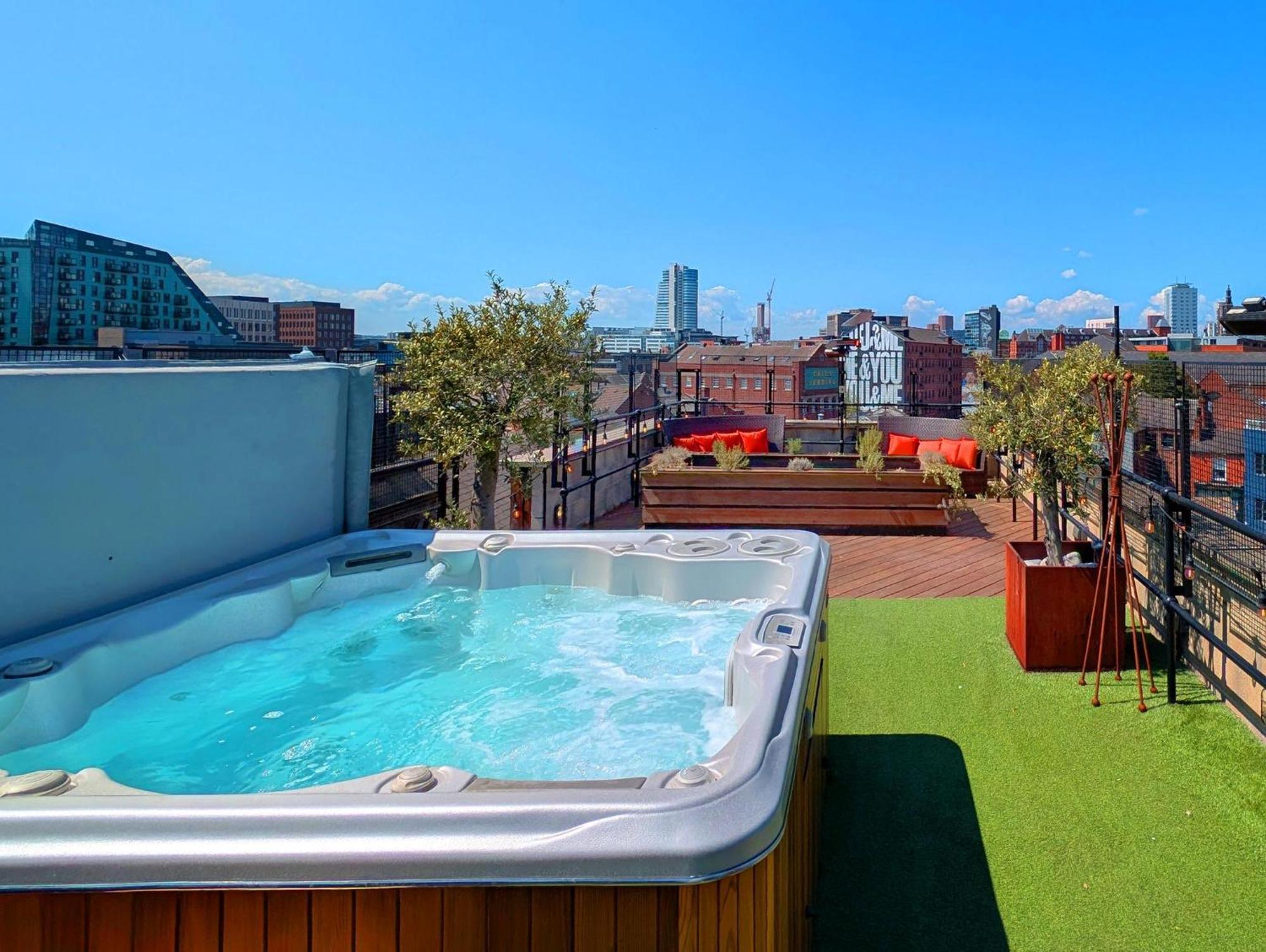 The Bells - Luxury Serviced Apartments Leeds  Exterior photo